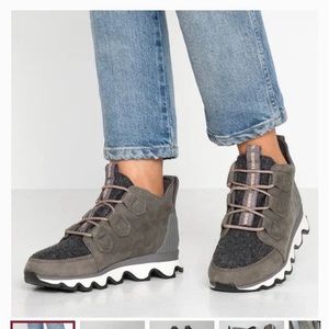 Sorel Women's Kinetic Caribou Sneaker Size 8